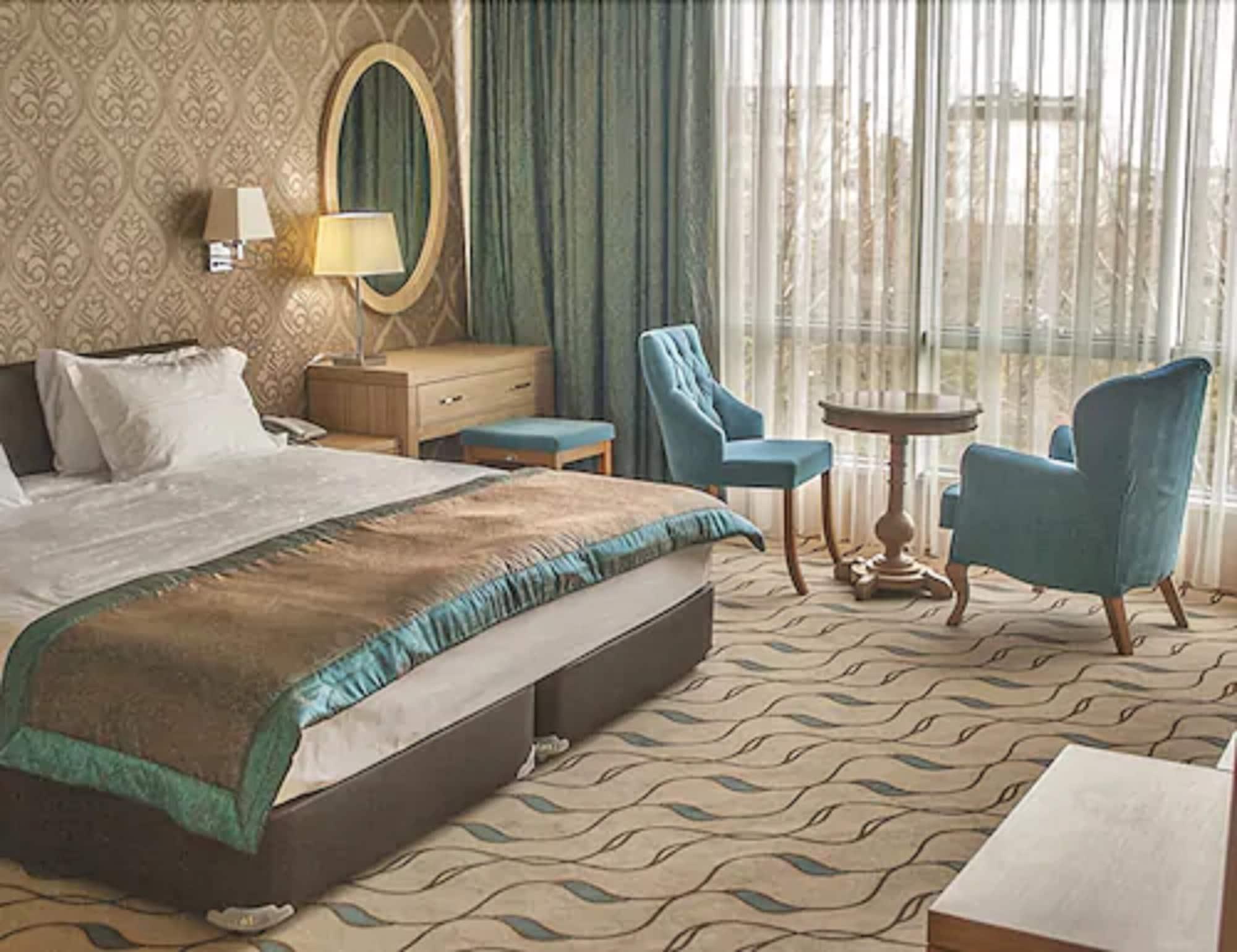 Margi Hotel Эдирне Экстерьер фото A room at the hotel