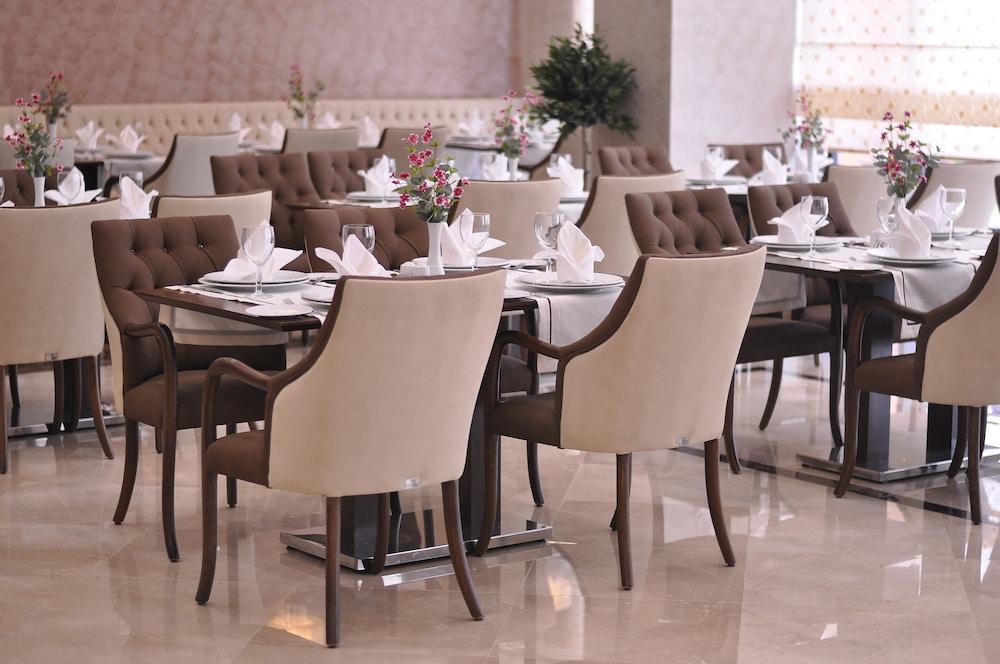 Margi Hotel Эдирне Экстерьер фото Restaurant