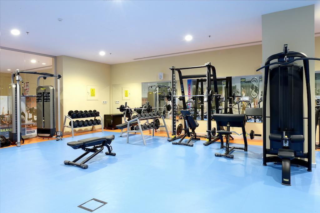 Margi Hotel Эдирне Экстерьер фото A gym at the hotel