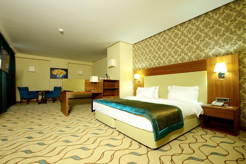 Margi Hotel Эдирне Экстерьер фото Suite